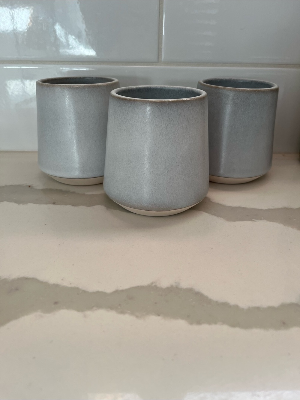 Fable dinnerware ceramic cups x3 stone blue
